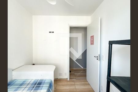 Quarto 1 de apartamento para alugar com 2 quartos, 40m² em Vila Zat, São Paulo