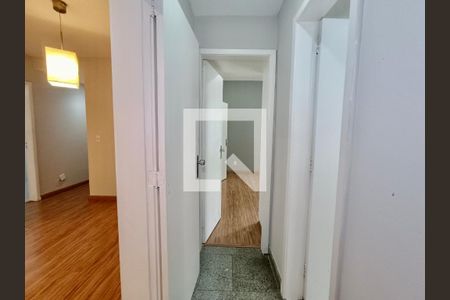 Corredor  de apartamento à venda com 2 quartos, 93m² em Lagoa, Rio de Janeiro