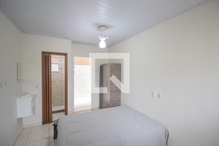 Quarto de kitnet/studio para alugar com 1 quarto, 18m² em Itaúna, São Gonçalo