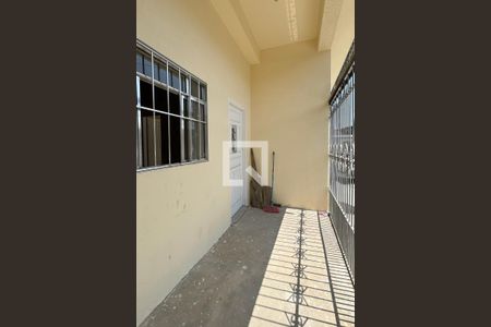 Entrada de casa para alugar com 2 quartos, 102m² em Vila Lourdes, Barueri