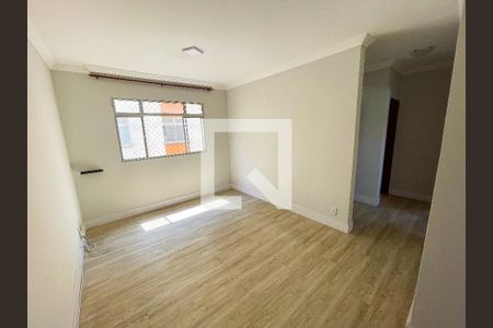 Sala de apartamento para alugar com 3 quartos, 61m² em Riacho das Pedras, Contagem