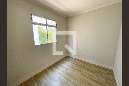 Quarto 2 de apartamento para alugar com 3 quartos, 61m² em Riacho das Pedras, Contagem