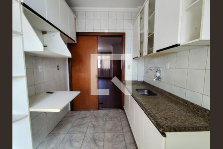 Apartamento à venda com 3 quartos, 98m² em Sagrada Família, Belo Horizonte