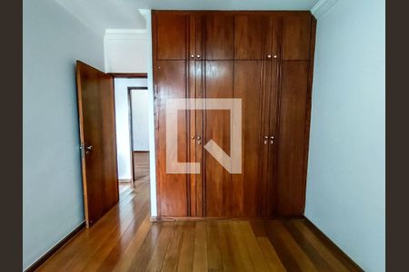 Quarto de apartamento à venda com 3 quartos, 98m² em Sagrada Família, Belo Horizonte