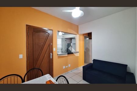 Sala de apartamento para alugar com 1 quarto, 45m² em Tupi, Praia Grande