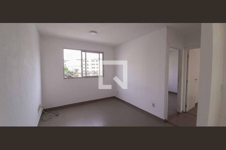 Sala de apartamento para alugar com 2 quartos, 40m² em São Pedro, Osasco