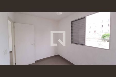 Quarto 1 de apartamento para alugar com 2 quartos, 40m² em São Pedro, Osasco