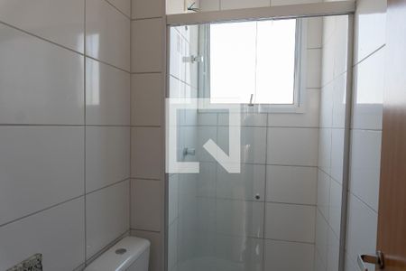 Banheiro de apartamento para alugar com 2 quartos, 40m² em Cabral, Contagem