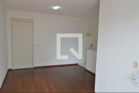 Sala de apartamento para alugar com 2 quartos, 52m² em Taquara, Rio de Janeiro