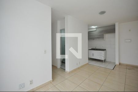 Sala de apartamento à venda com 3 quartos, 57m² em Vila Pirajussara, São Paulo