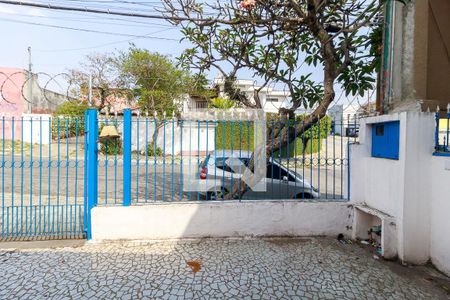 Sala - Vista de casa para alugar com 2 quartos, 140m² em Parque Maria Helena, São Paulo