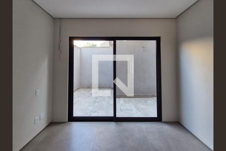 Quarto  de casa de condomínio à venda com 4 quartos, 480m² em Barra da Tijuca, Rio de Janeiro