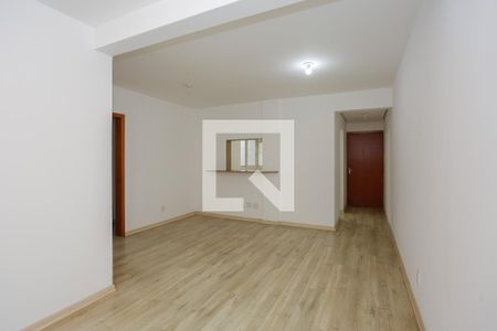 Sala de apartamento à venda com 3 quartos, 90m² em Petrópolis, Porto Alegre