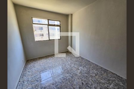 Quarto 1 de apartamento para alugar com 2 quartos, 58m² em Del Castilho, Rio de Janeiro