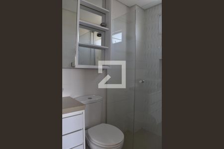 Banheiro Suíte de apartamento para alugar com 2 quartos, 52m² em Santa Cândida, Curitiba