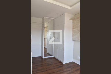 Suíte de apartamento para alugar com 2 quartos, 52m² em Santa Cândida, Curitiba