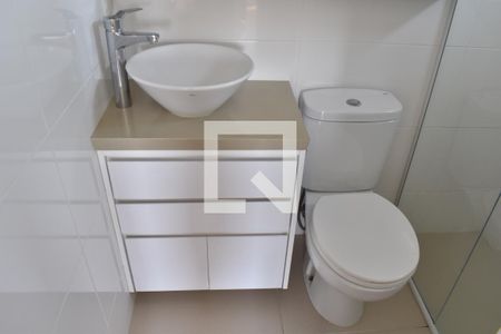 Banheiro Suíte de apartamento para alugar com 2 quartos, 52m² em Santa Cândida, Curitiba