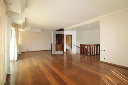 Sala de estar de casa para alugar com 4 quartos, 379m² em Jardim Campinas, Campinas