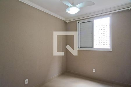 Quarto 2 de apartamento para alugar com 2 quartos, 44m² em Jardim Íris, São Paulo