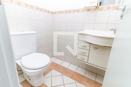 Lavabo de casa para alugar com 7 quartos, 280m² em Água Branca, São Paulo