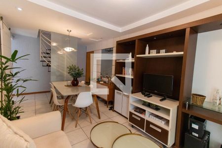 Apartamento à venda com 120m², 2 quartos e 1 vagaSala