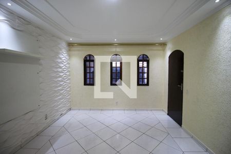 Sala de casa para alugar com 3 quartos, 250m² em Cidade Líder, São Paulo