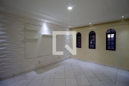 Sala de casa para alugar com 3 quartos, 250m² em Cidade Líder, São Paulo