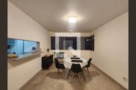 Sala de apartamento à venda com 2 quartos, 69m² em Funcionários, Belo Horizonte