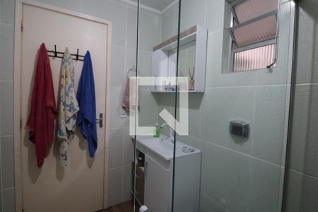 Banheiro de apartamento à venda com 1 quarto, 66m² em Mathias Velho, Canoas