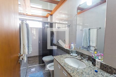 Banheiro da Suíte 1/Escritório de apartamento à venda com 4 quartos, 250m² em Carmo, Belo Horizonte