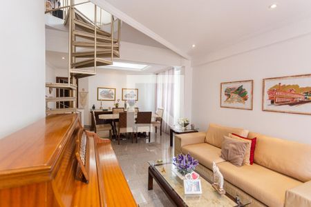 Sala 1 de apartamento à venda com 4 quartos, 250m² em Carmo, Belo Horizonte