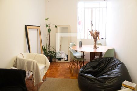 Sala de apartamento à venda com 2 quartos, 89m² em Cerqueira César, São Paulo