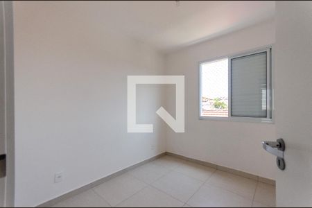 Quarto 1 de apartamento para alugar com 2 quartos, 48m² em Vila Santa Edwiges, São Paulo