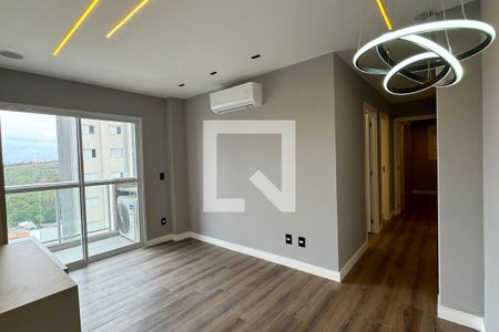 Sala de apartamento para alugar com 3 quartos, 67m² em Jardim Iracema/aldeia, Barueri