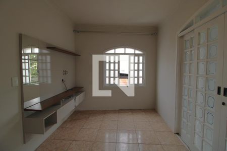 Sala de casa para alugar com 3 quartos, 280m² em Vila Baby, São Paulo