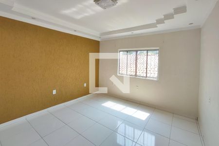 Sala de casa para alugar com 2 quartos, 60m² em Jardim Icaraí, Campinas