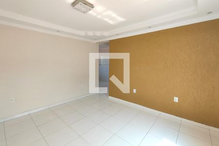 Sala de casa para alugar com 2 quartos, 60m² em Jardim Icaraí, Campinas