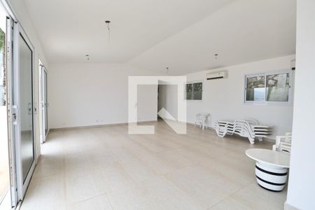 Sala de casa para alugar com 3 quartos, 252m² em Loteamento Joao Batista Juliao, Guarujá