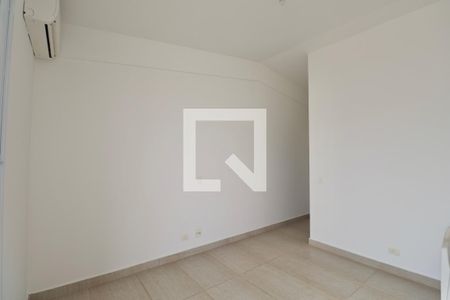Casa para alugar com 179m², 3 quartos e 3 vagas Casa para alugar com 179m², 3 quartos e 3 vagasQuarto Suíte 2