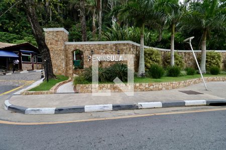 Casa para alugar com 179m², 3 quartos e 3 vagas Casa para alugar com 179m², 3 quartos e 3 vagasFachada