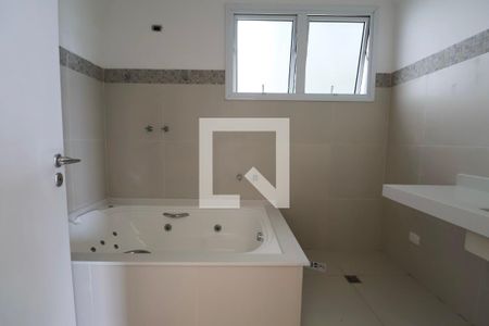 Casa para alugar com 179m², 3 quartos e 3 vagas Casa para alugar com 179m², 3 quartos e 3 vagasBanheiro Suíte 3