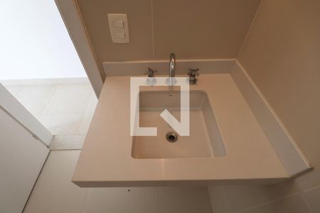 Casa para alugar com 179m², 3 quartos e 3 vagas Casa para alugar com 179m², 3 quartos e 3 vagasBanheiro Suíte