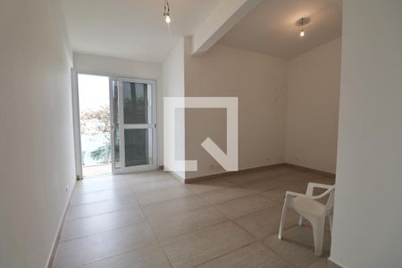 Casa para alugar com 179m², 3 quartos e 3 vagas Casa para alugar com 179m², 3 quartos e 3 vagasQuarto Suíte 3