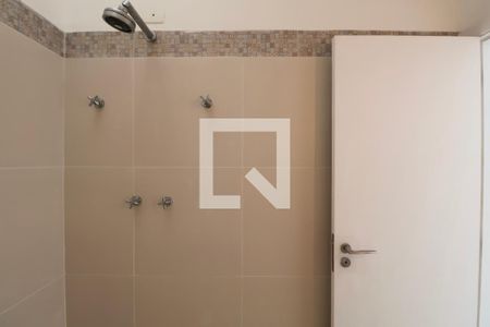 Casa para alugar com 179m², 3 quartos e 3 vagas Casa para alugar com 179m², 3 quartos e 3 vagasBanheiro Suíte