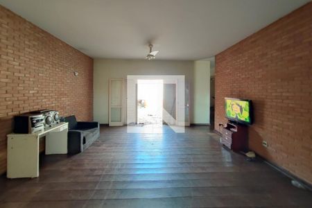 Sala de casa para alugar com 4 quartos, 320m² em Nova Campinas, Campinas