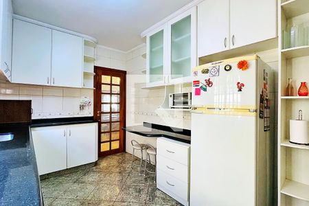 Cozinha de casa à venda com 4 quartos, 198m² em Jardim Barbosa, Guarulhos