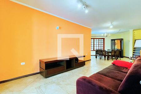 Sala de TV de casa para alugar com 4 quartos, 198m² em Jardim Barbosa, Guarulhos