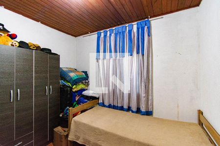 Quarto  de casa à venda com 3 quartos, 300m² em Guajuviras, Canoas