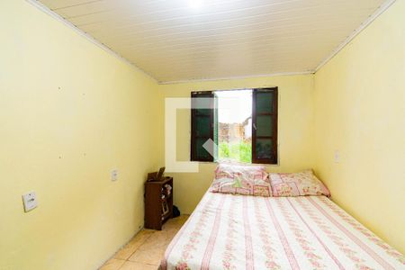 Quarto  de casa à venda com 3 quartos, 300m² em Guajuviras, Canoas