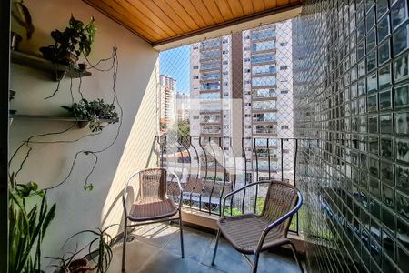 varanda de apartamento para alugar com 3 quartos, 64m² em Bosque da Saúde, São Paulo